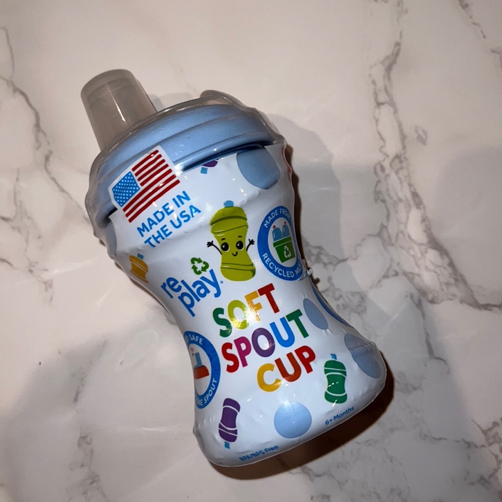 NWT Re-Play Soft Spout Sippy Cups Ice Blue 8 Oz Travel Cap